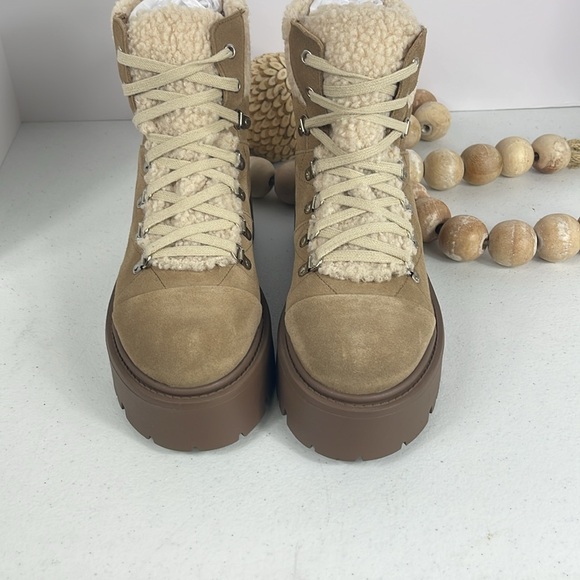 Steve Madden Women's Reyen Combat Boots
Oatmeal Suede Sz 9 - Picture 4 of 11